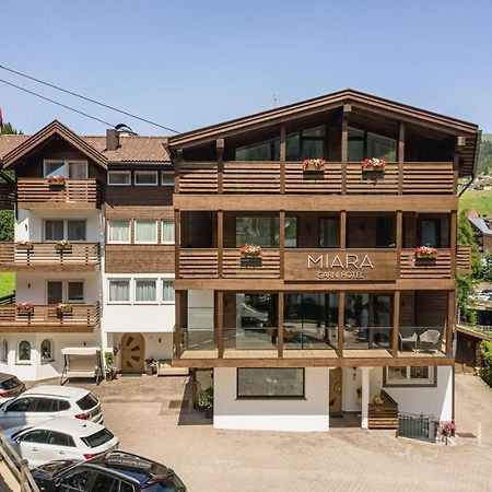 Garni Hotel Miara - Your Dolomites Home Селва ди Вал Гардена Екстериор снимка