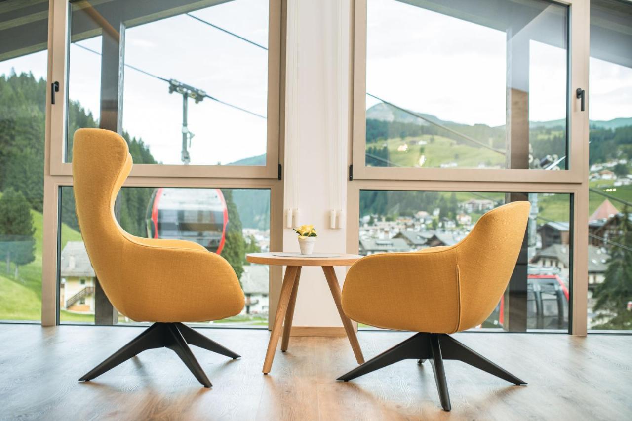 Garni Hotel Miara - Your Dolomites Home Селва ди Вал Гардена Екстериор снимка