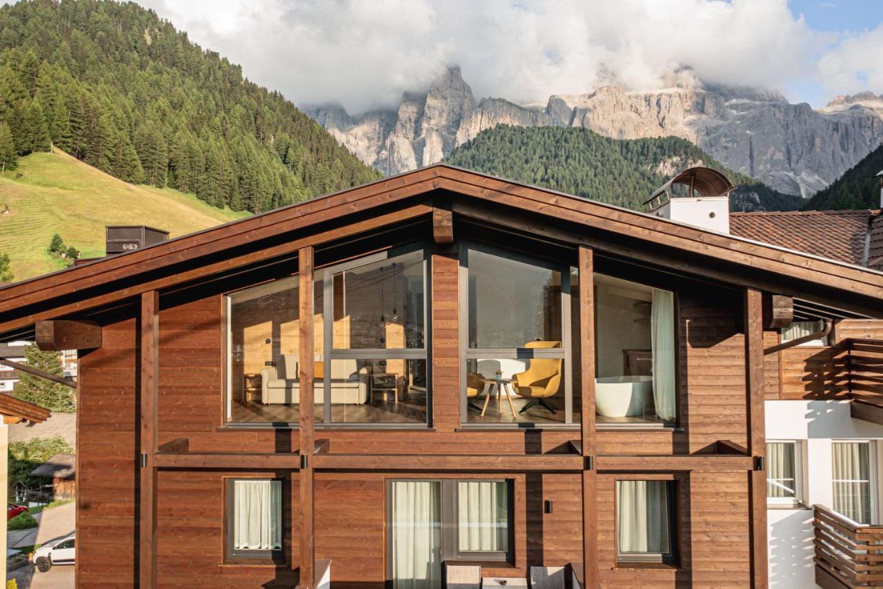 Garni Hotel Miara - Your Dolomites Home Селва ди Вал Гардена Екстериор снимка